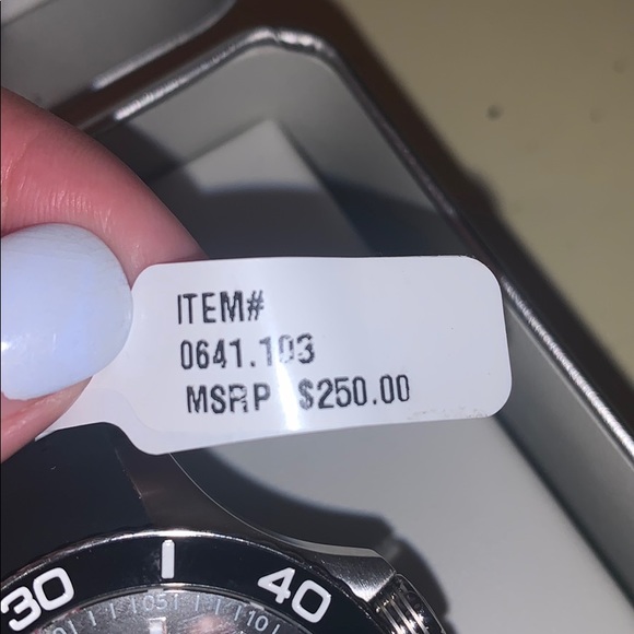 Wenger Watch - Picture 5 of 5